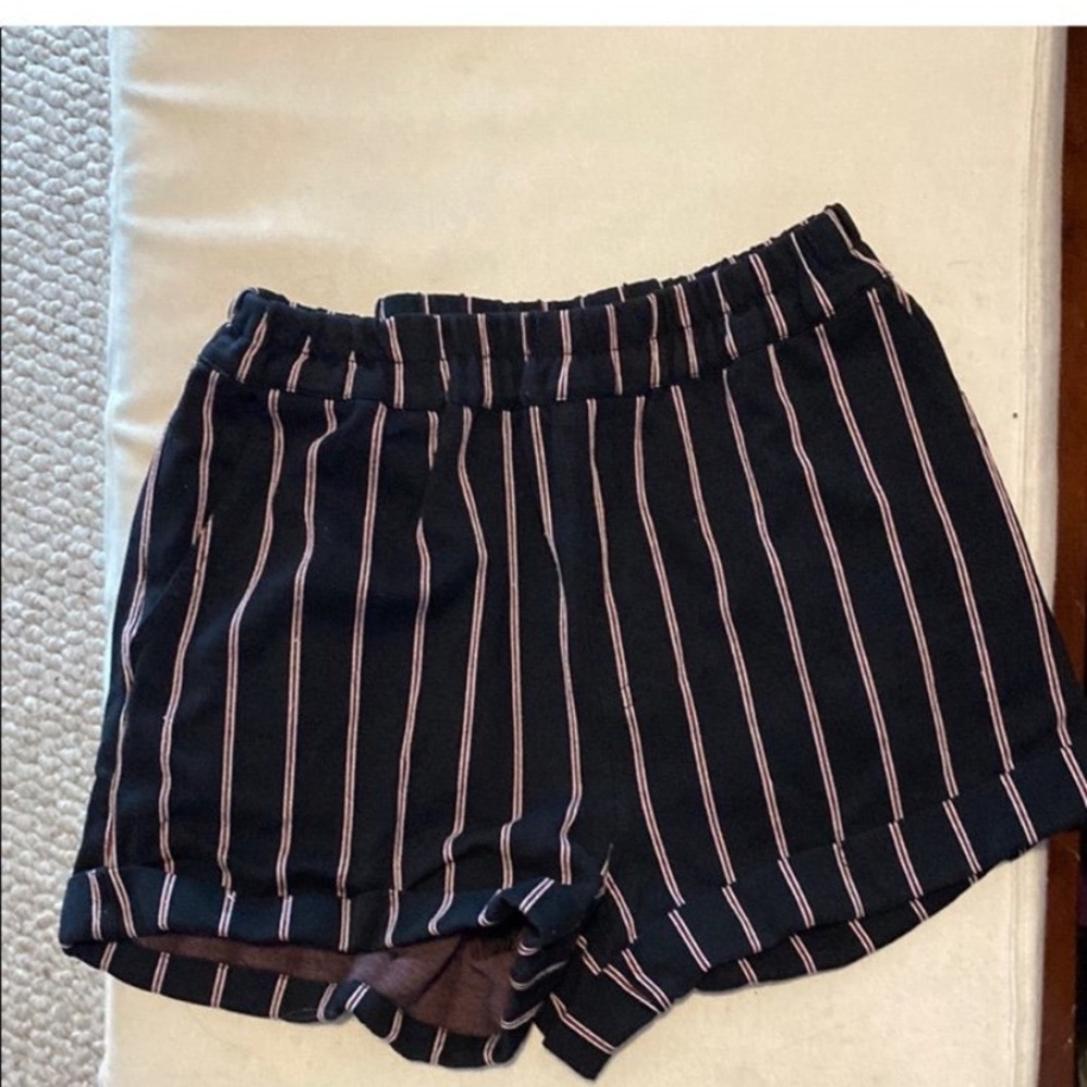 BOGO Forever 21 Navy Blue Red Stripe Shorts Sz S